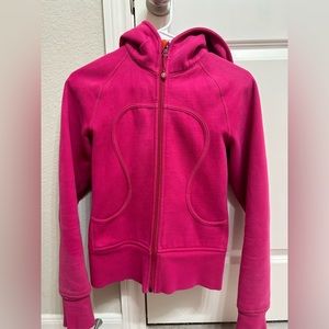 Lululemon size 4 scuba hoodie
